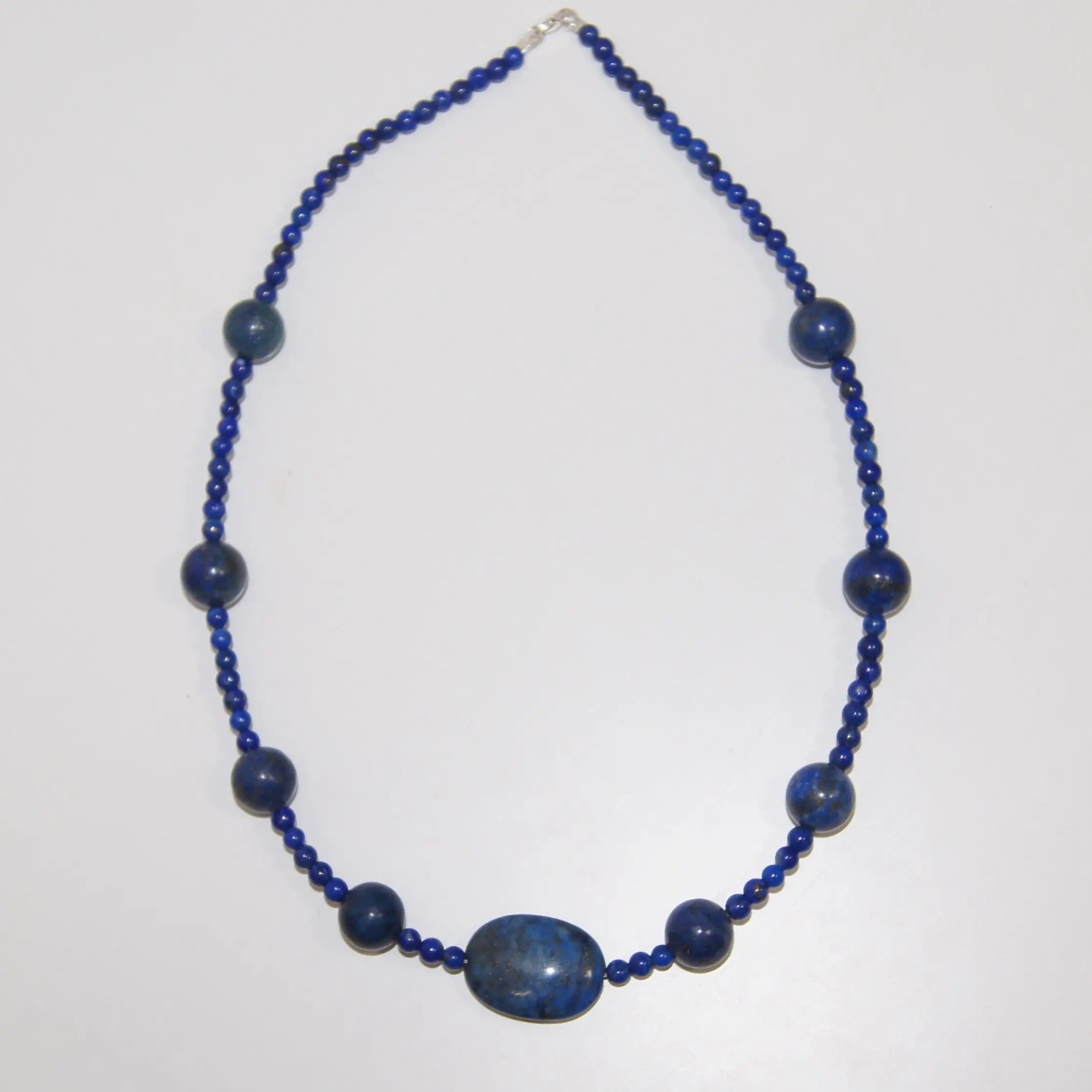 LEÑA Kunsthandwerk Lapislazuli-Kette mit Scheiben und Perlen, Silber (925) Verschluss, Made in Austria